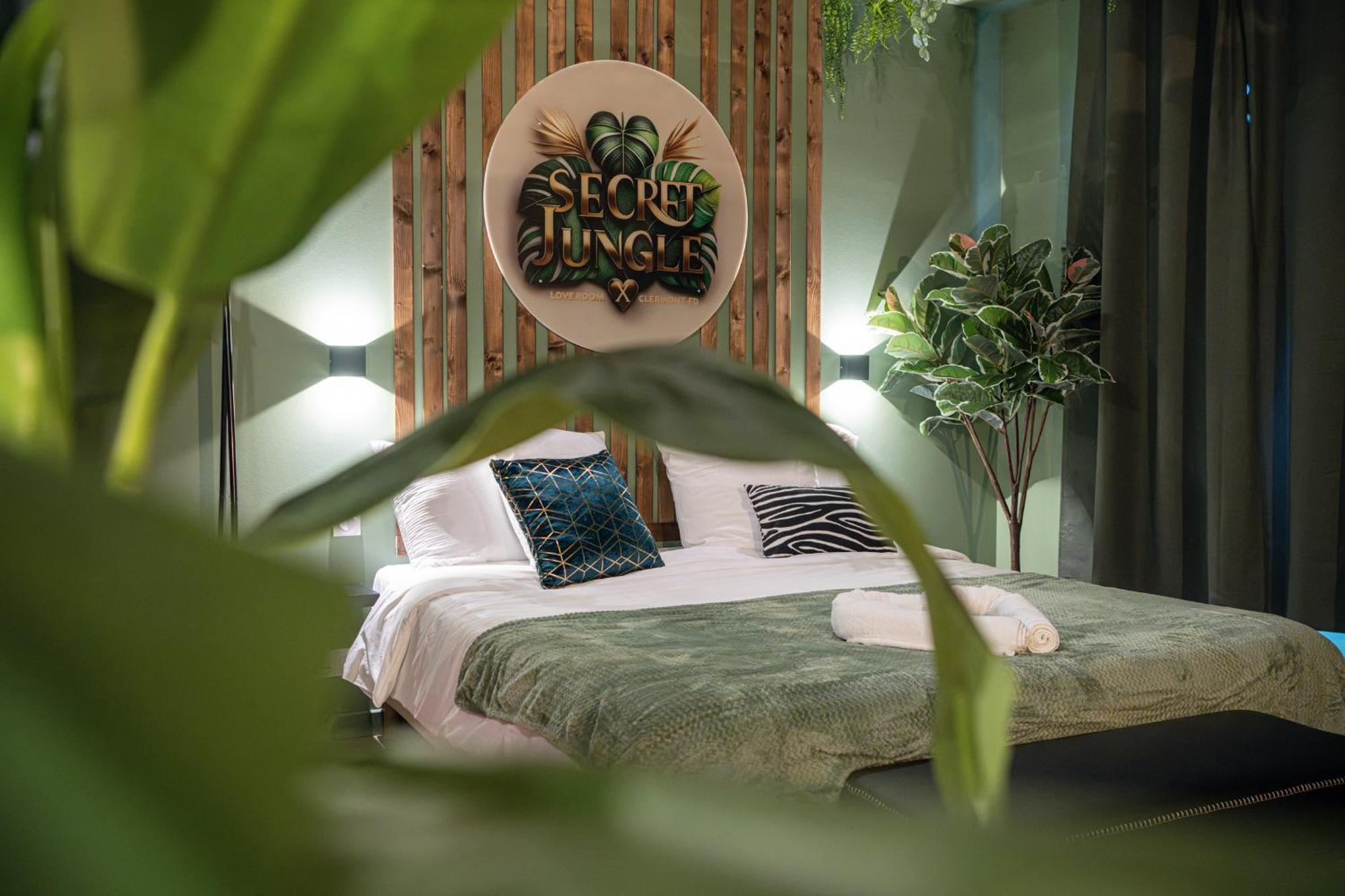 Secret Jungle - Love Room By Prim0 C0Nciergerie Royat Zewnętrze zdjęcie